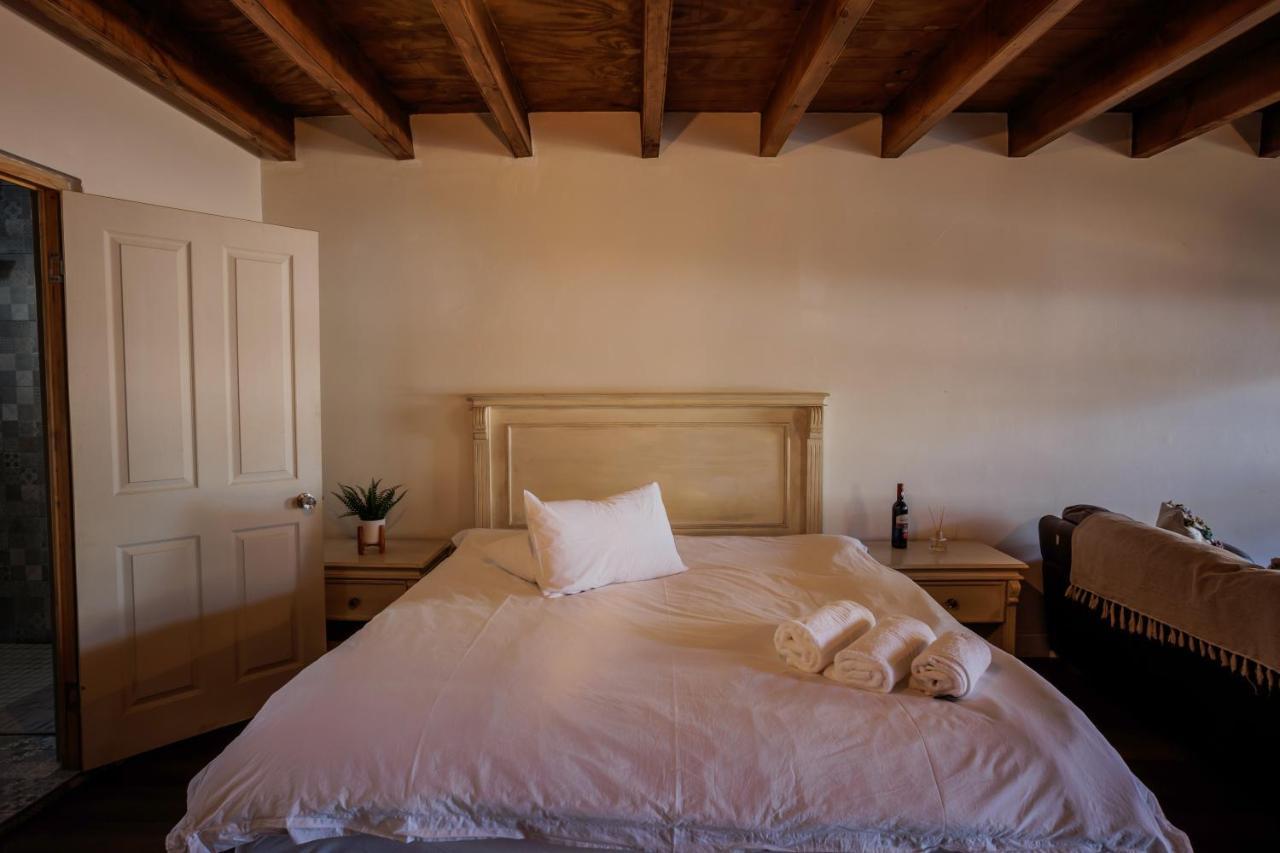 Barrel And Blues Inn Swellendam Bagian luar foto